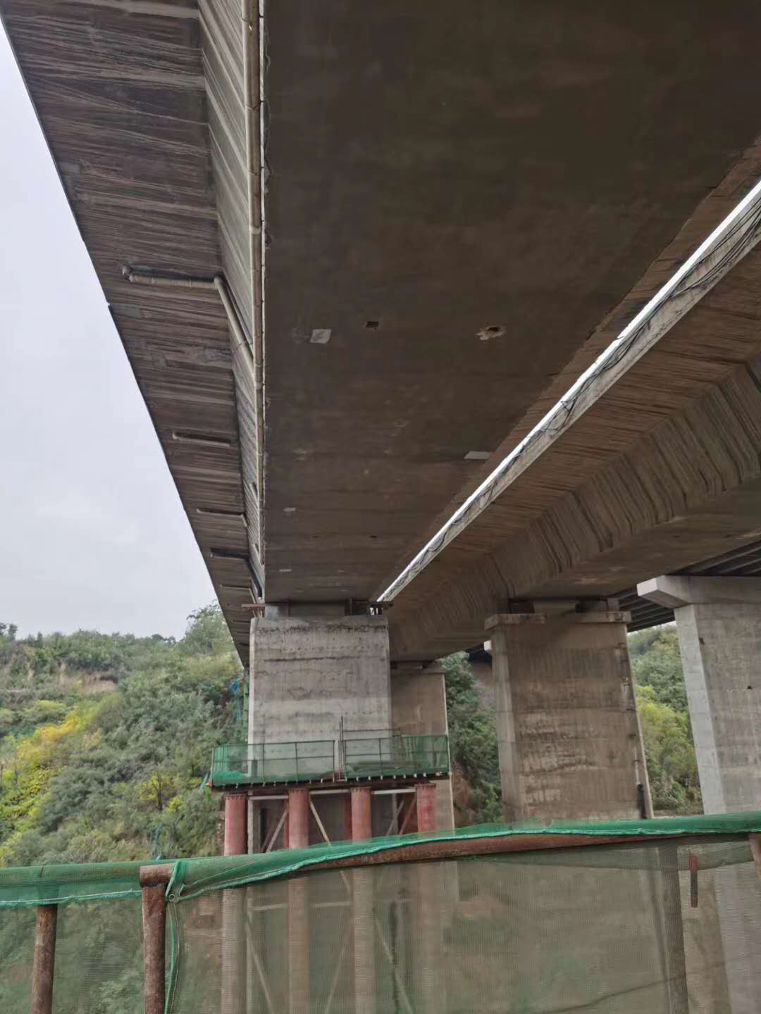 金昌桥梁加固前制定可行设计方案图并用对施工方法